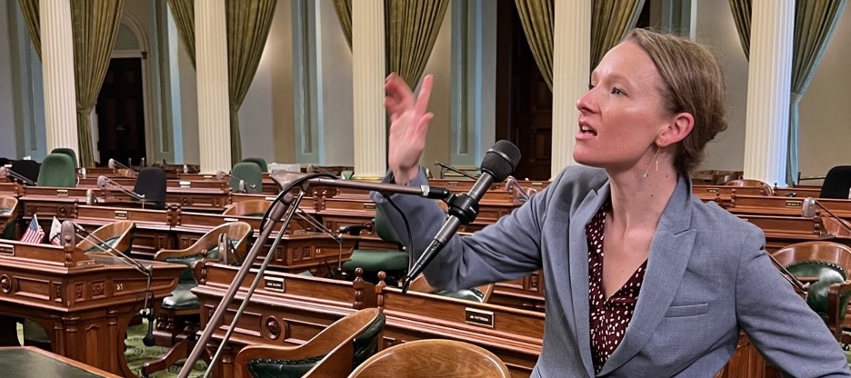 Amy Casselman-Hontalas speaking at the California State Capitol